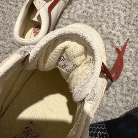 VANS Old Skool Shoes Low Red White Suede Leather - Picture 5 of 5